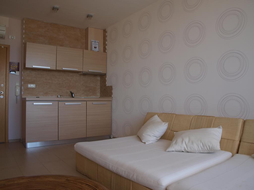 Apartments In Villa Rouge Σωζόπολη Δωμάτιο φωτογραφία